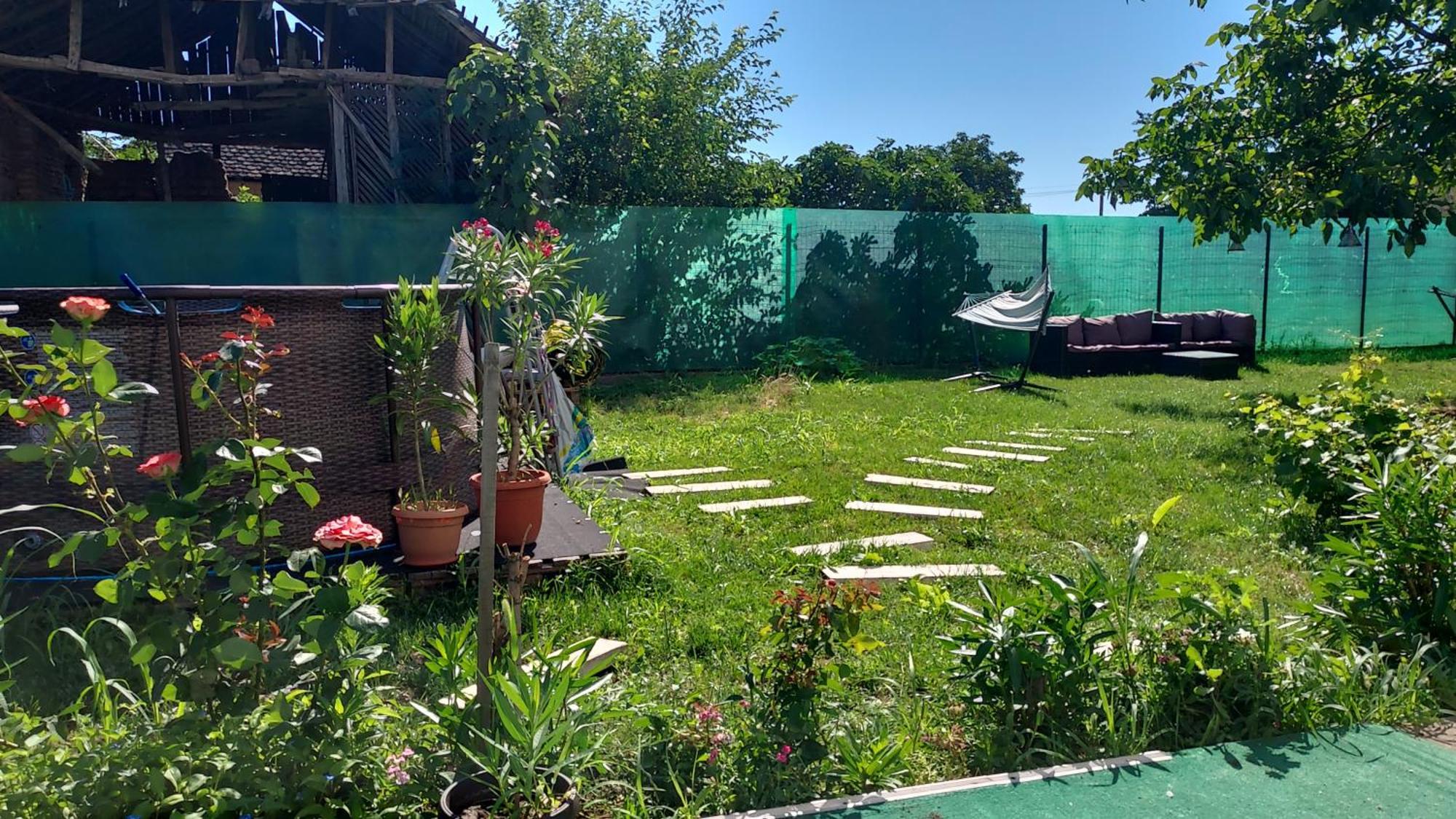 Tina Guest House Basarabi Bagian luar foto